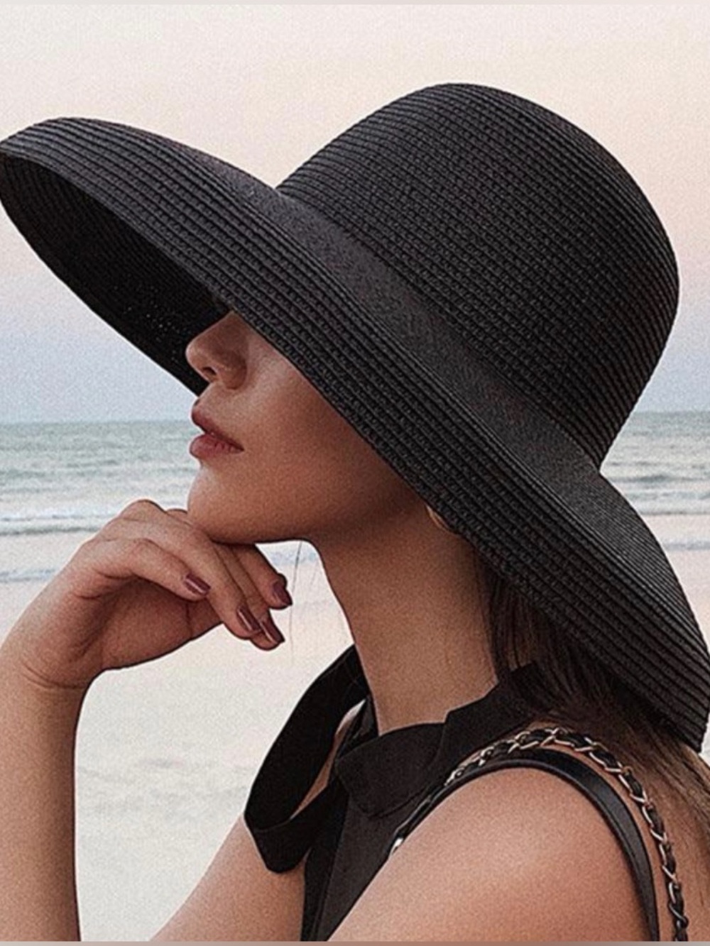 Black Wide-Brim Sun Hat